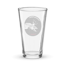 Load image into Gallery viewer, Catching Alphas Pint Glass